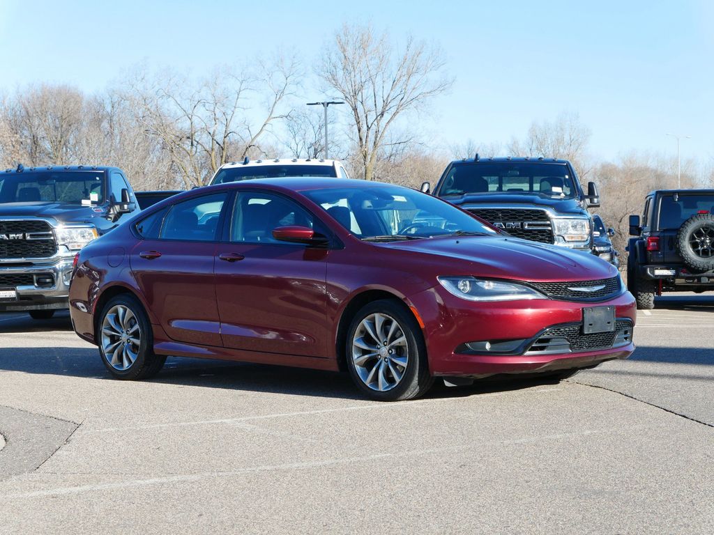 2015 Chrysler 200 S 2
