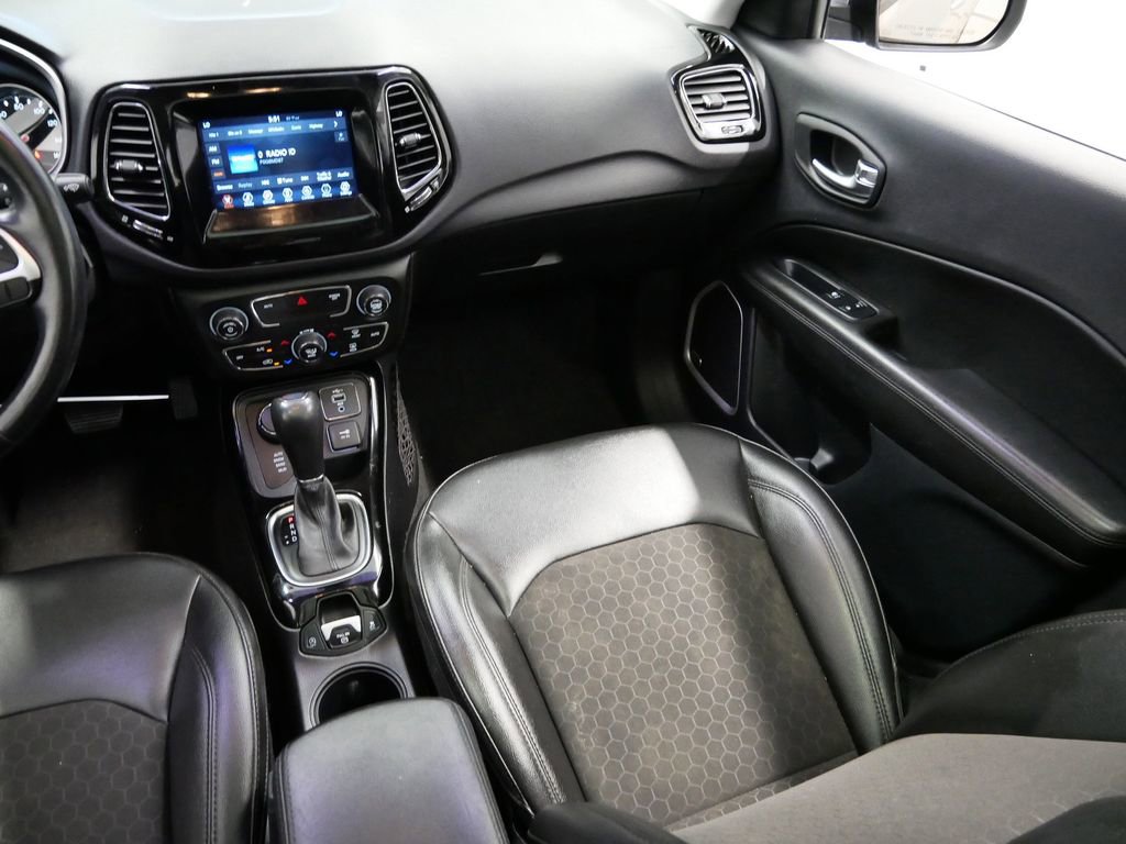 Thumbnail: 2021 Jeep Compass - 29
