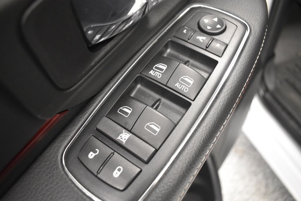 Thumbnail: 2017 RAM 1500 - 23