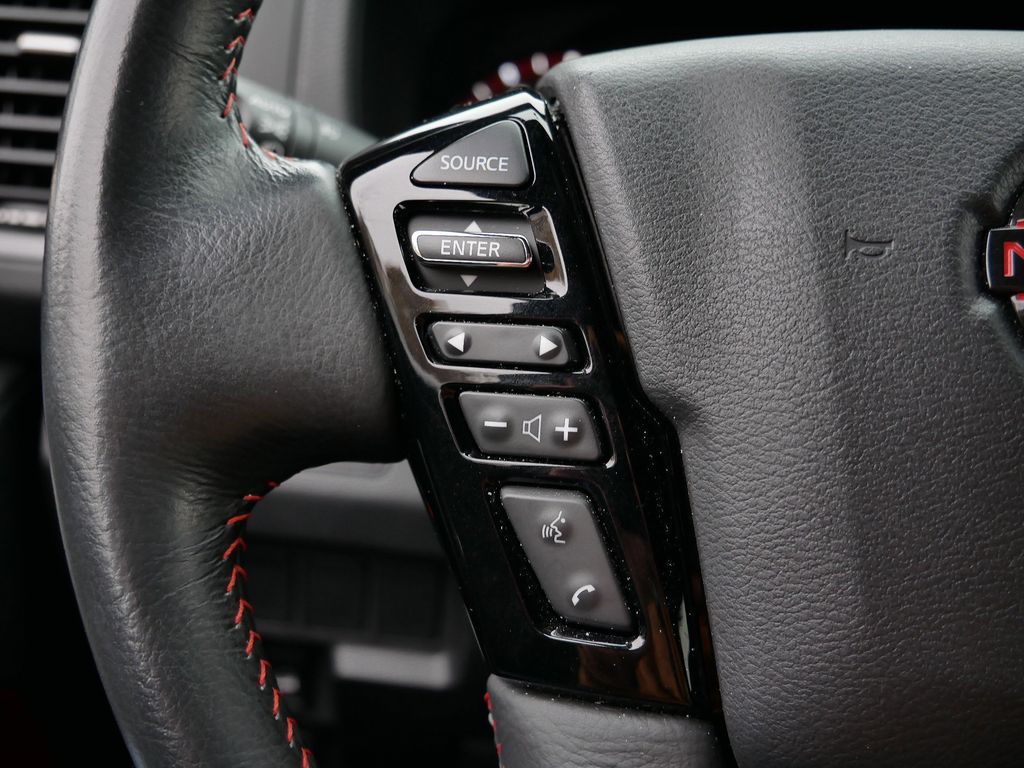 Thumbnail: 2024 Nissan Frontier - 27