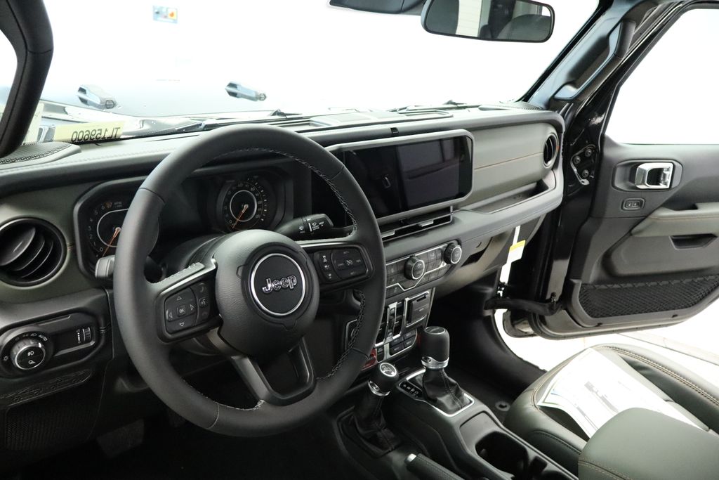 Thumbnail: 2026 Jeep Gladiator - 37