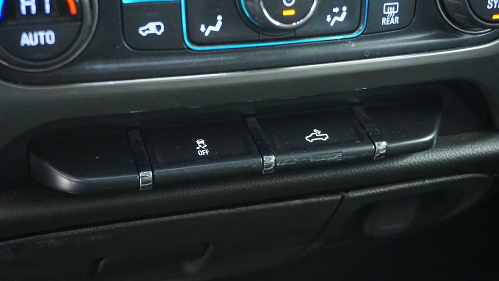 Thumbnail: 2018 Chevrolet Silverado 1500 - 29