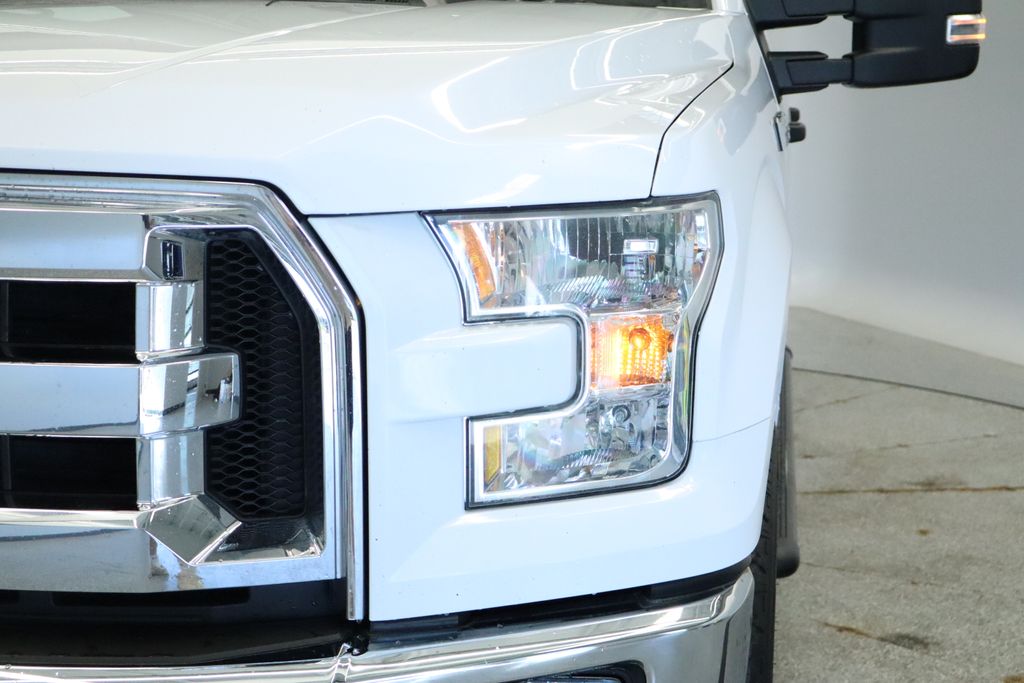 Thumbnail: 2016 Ford F-150 - 13