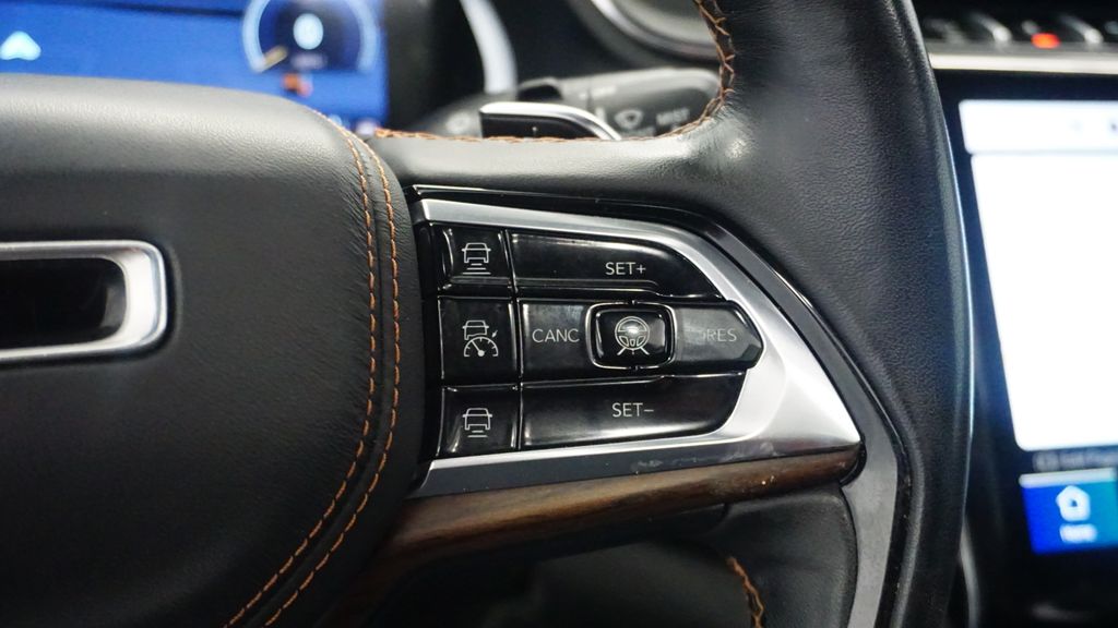 Thumbnail: 2022 Jeep Grand Cherokee - 34