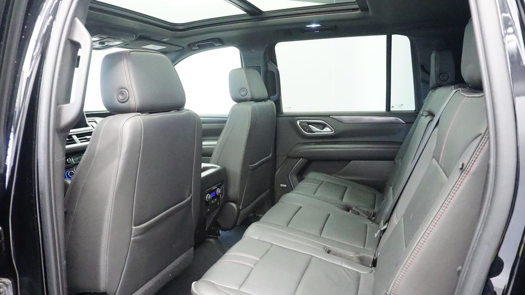 Thumbnail: 2022 Chevrolet Suburban - 21