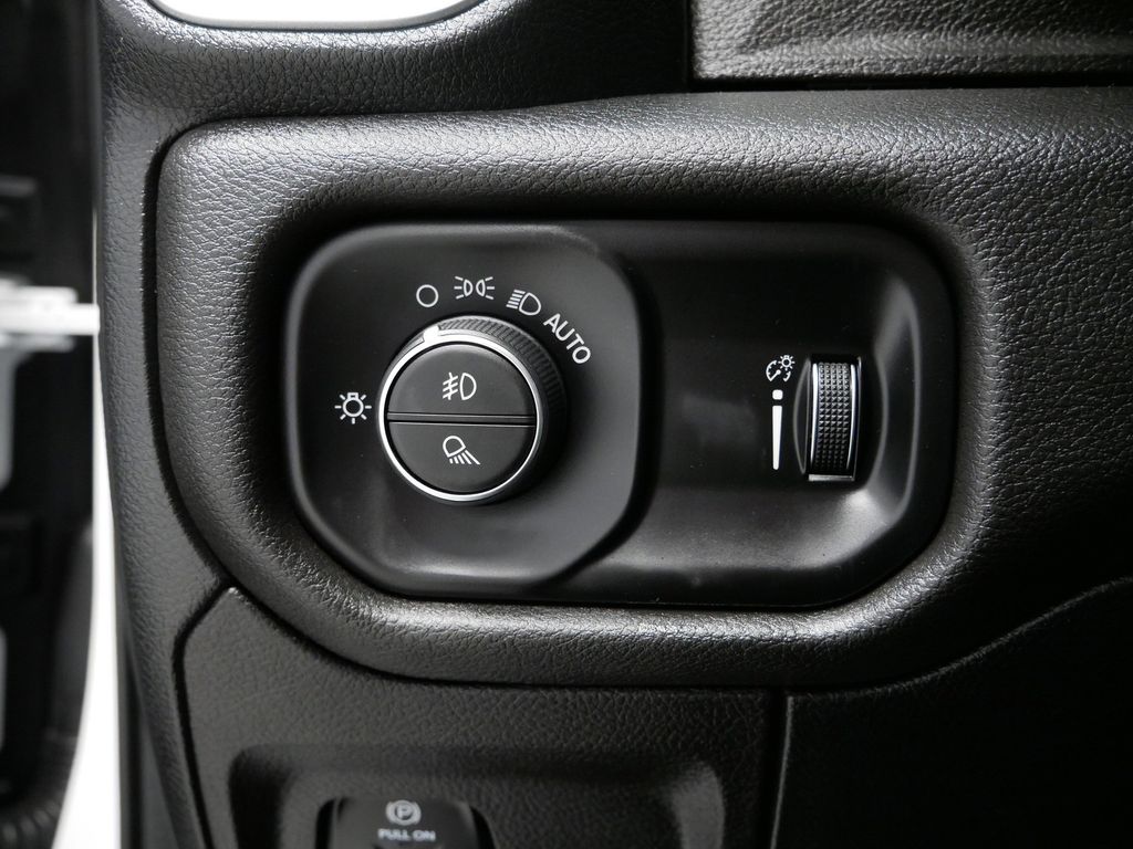 Thumbnail: 2022 RAM 1500 - 23