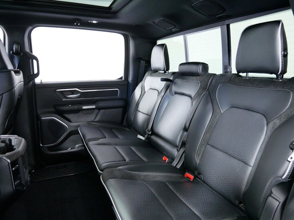 Thumbnail: 2025 RAM 1500 - 33