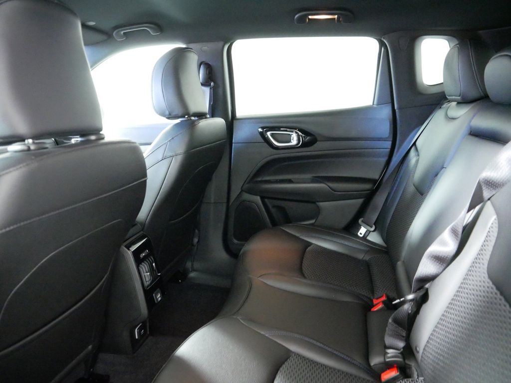 Thumbnail: 2025 Jeep Compass - 30