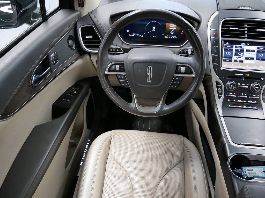 Thumbnail: 2019 Lincoln Nautilus - 26