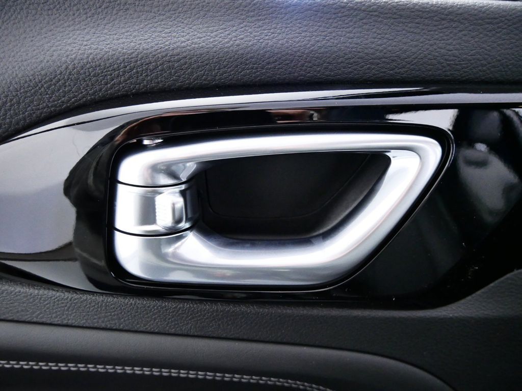 Thumbnail: 2024 Jeep Compass - 33