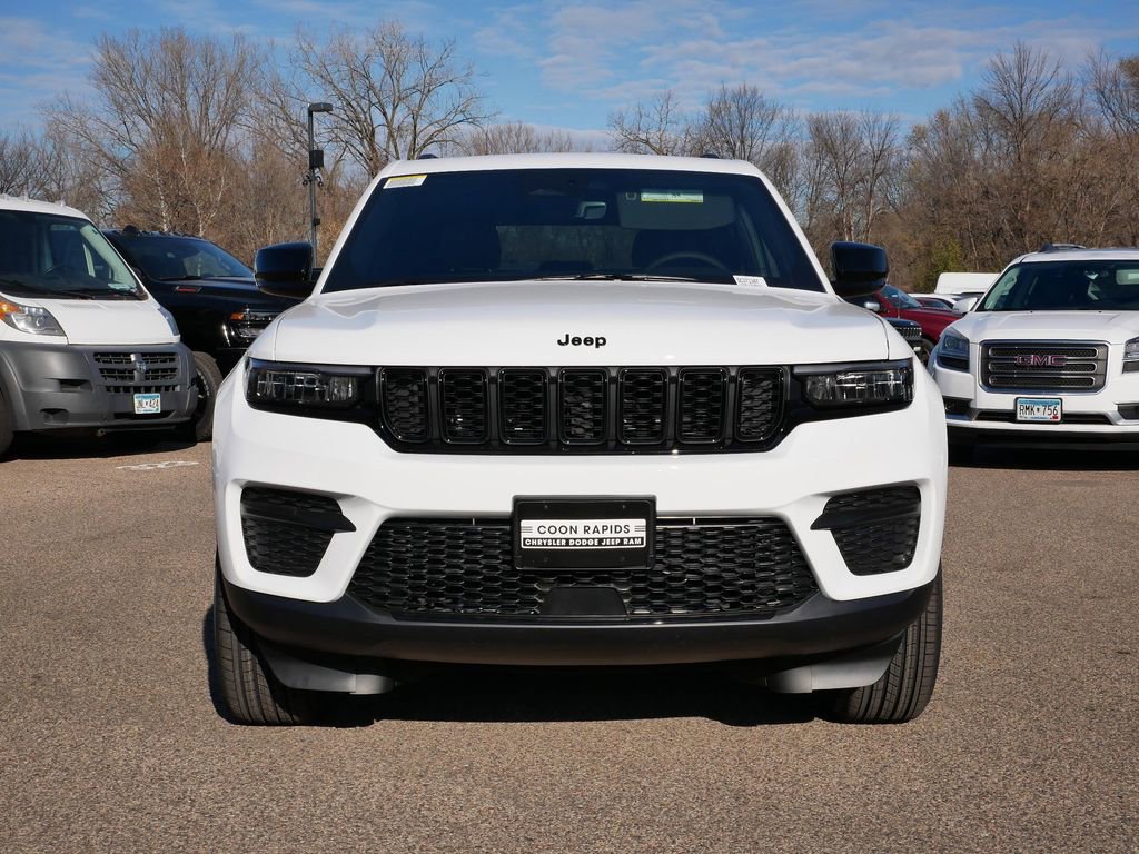Thumbnail: 2025 Jeep Grand Cherokee - 50
