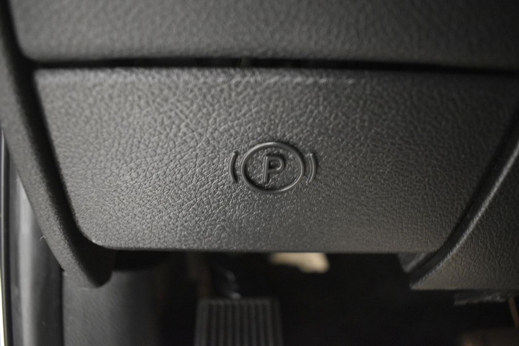 Thumbnail: 2017 RAM 1500 - 30