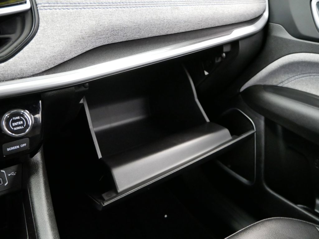 Thumbnail: 2025 Jeep Compass - 43