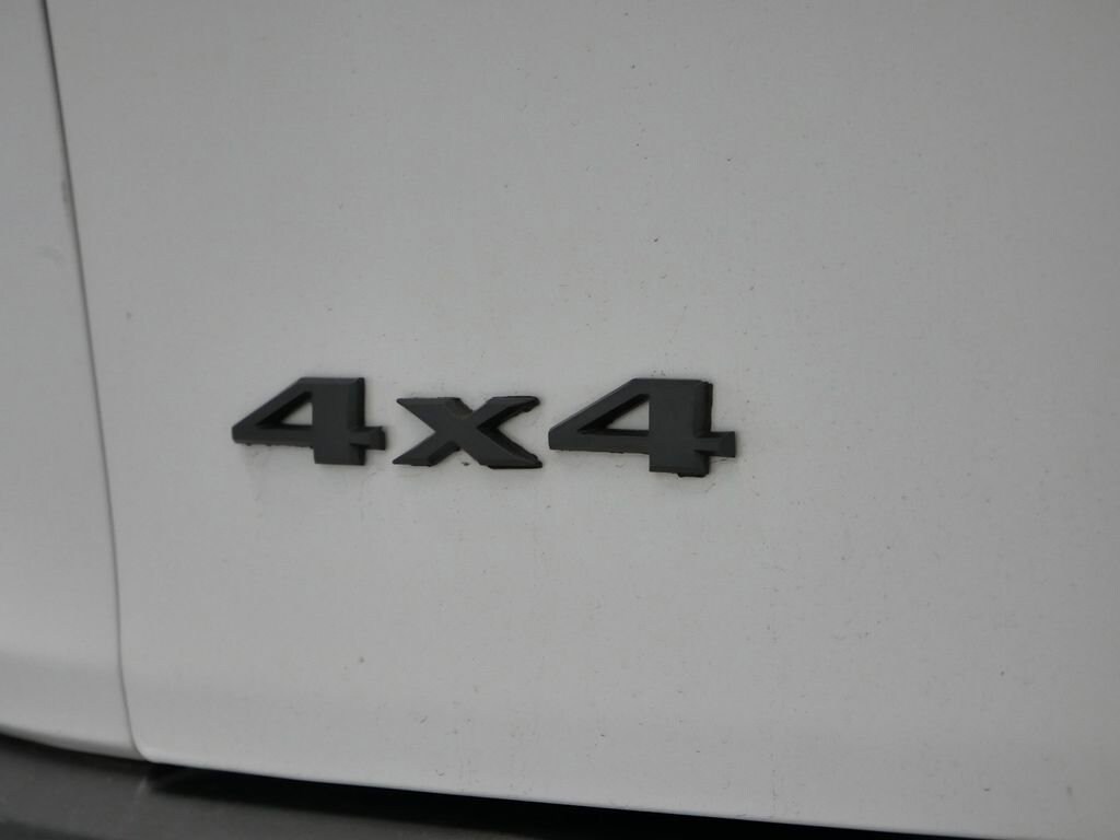 Thumbnail: 2014 Jeep Cherokee - 20