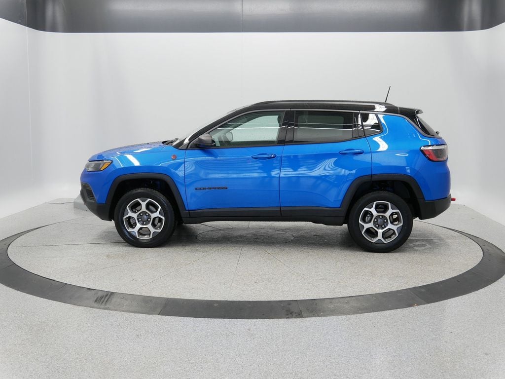 Thumbnail: 2022 Jeep Compass - 42