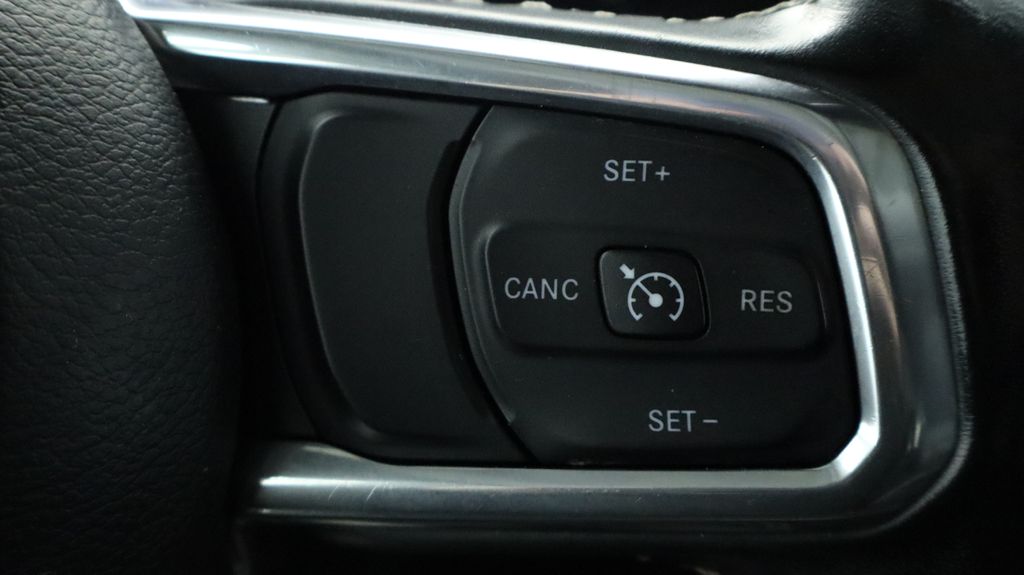 Thumbnail: 2021 Jeep Wrangler - 37