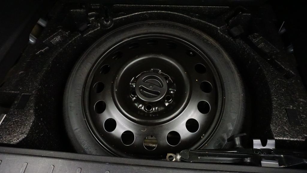 Thumbnail: 2016 Chevrolet Equinox - 17