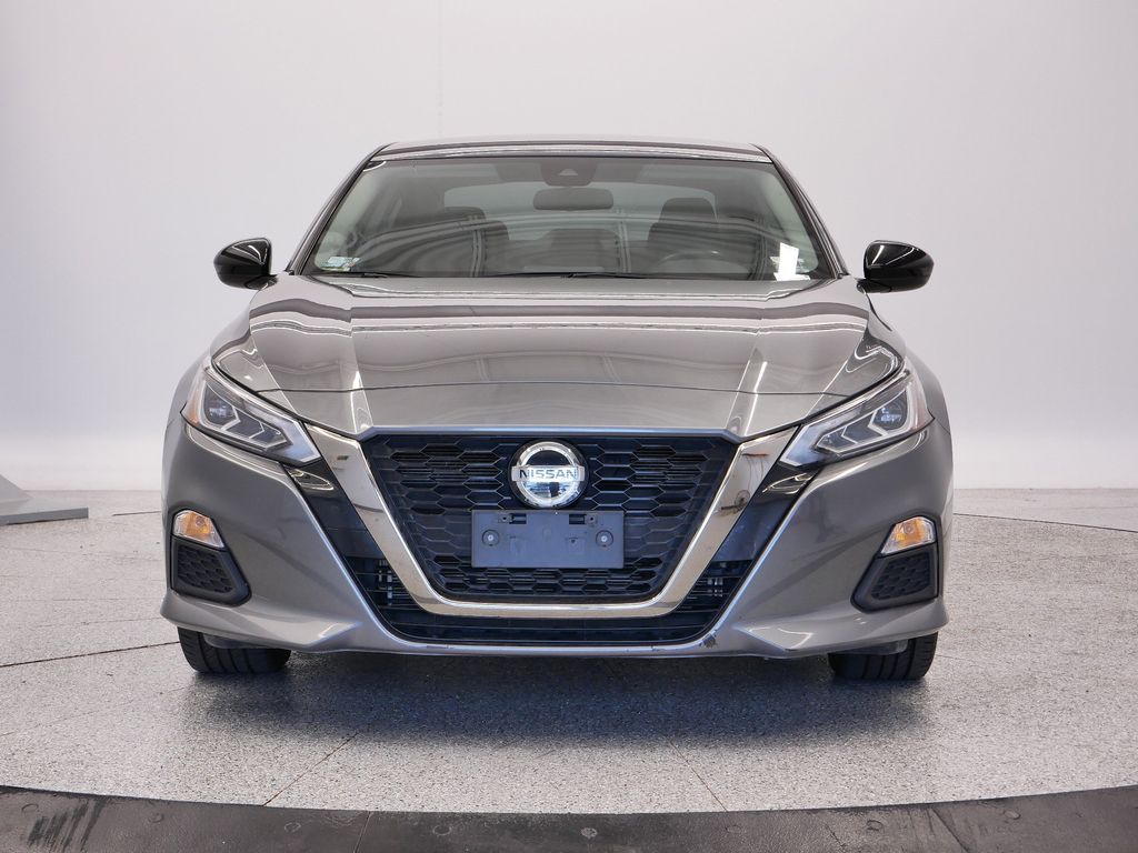 Thumbnail: 2022 Nissan Altima - 11