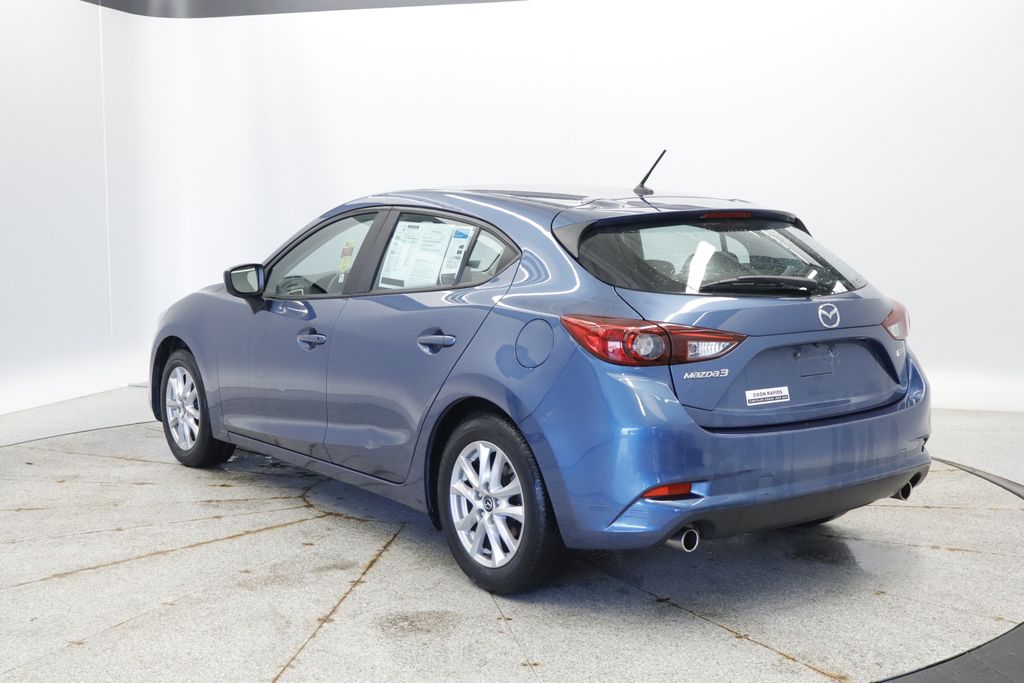 Thumbnail: 2017 Mazda Mazda3 - 3