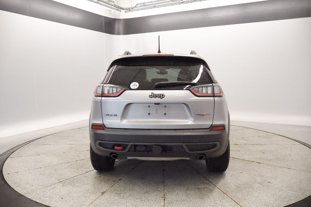 Thumbnail: 2020 Jeep Cherokee - 17