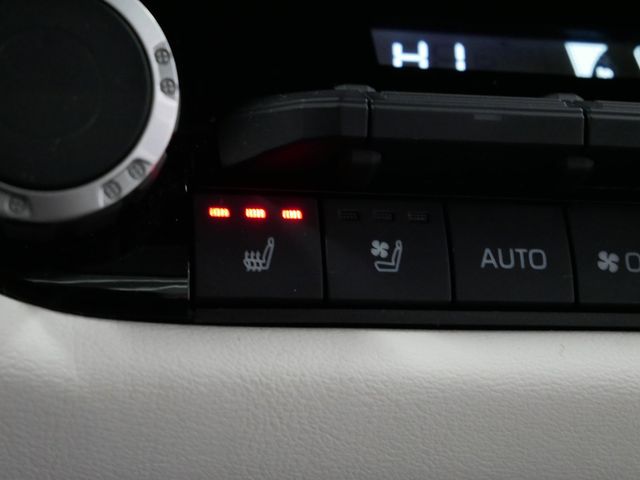 Thumbnail: 2024 Toyota Sequoia - 41