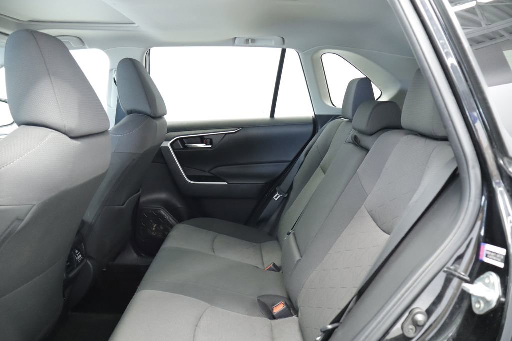 Thumbnail: 2023 Toyota RAV4 - 23