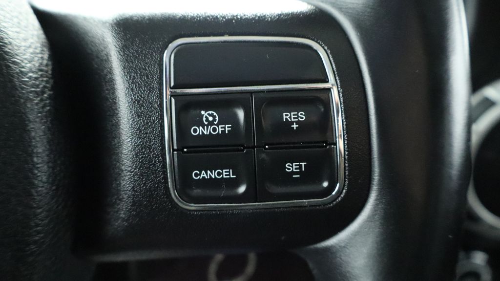 Thumbnail: 2014 Jeep Wrangler - 28