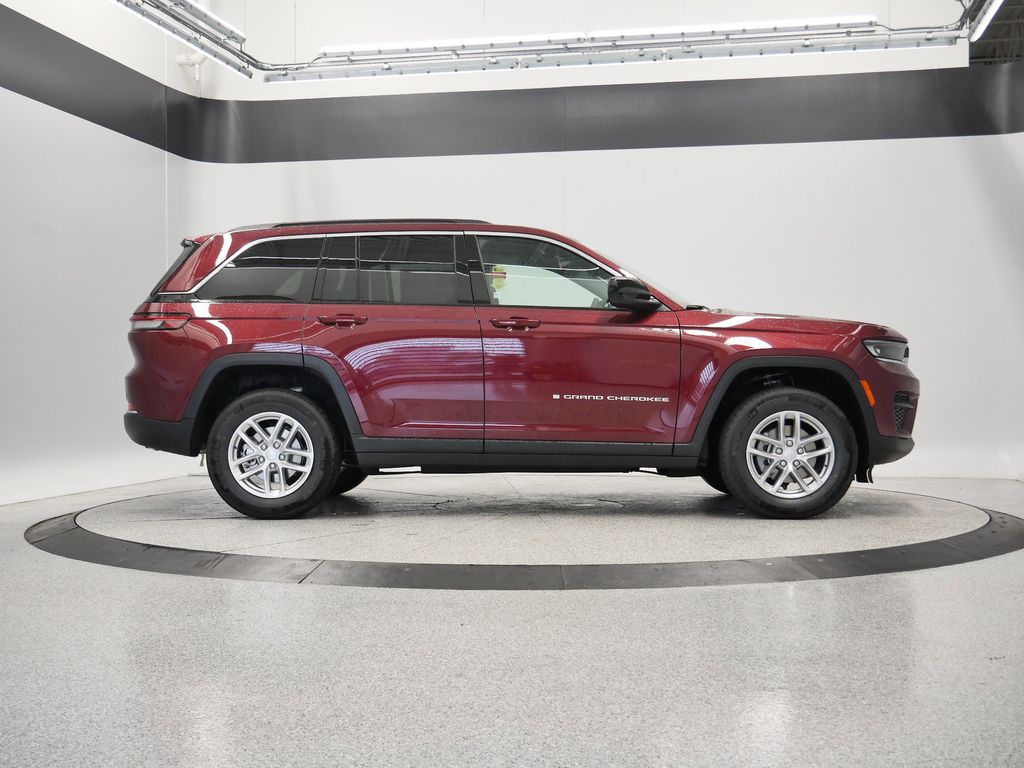 Thumbnail: 2025 Jeep Grand Cherokee - 45