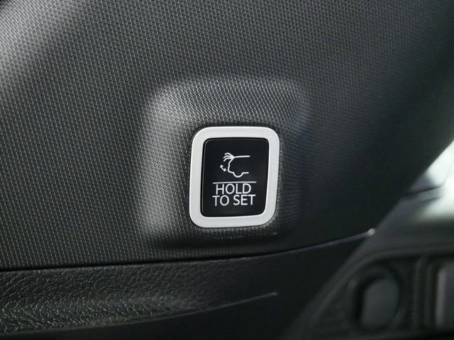Thumbnail: 2024 Jeep Grand Cherokee - 29