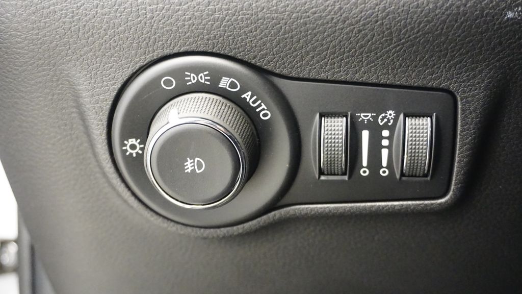 Thumbnail: 2026 Jeep Compass - 33