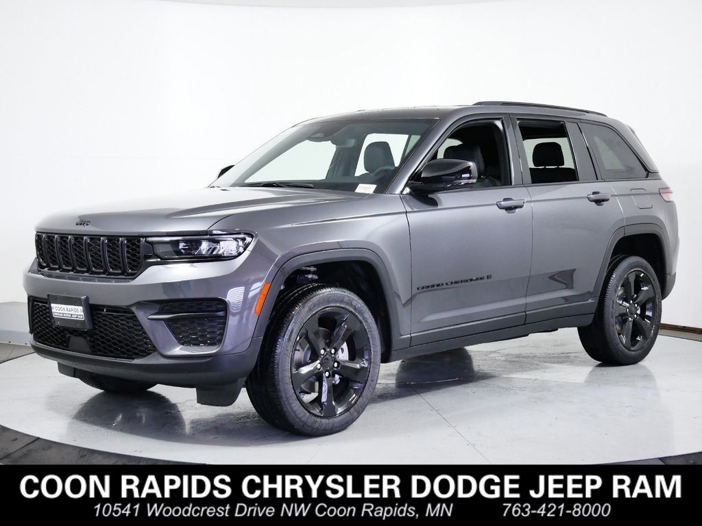 2024 Jeep Grand Cherokee Altitude -
                  Coon Rapids, MN