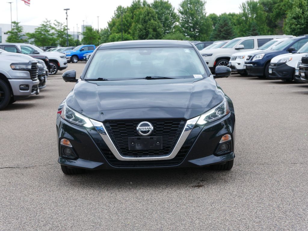 2021 Nissan Altima Platinum 2