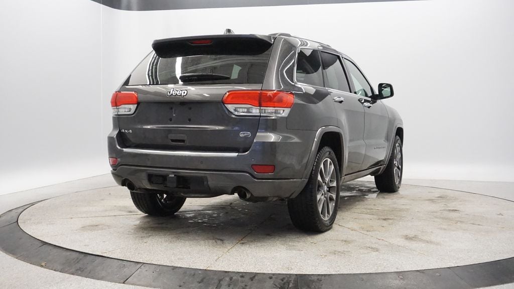 Thumbnail: 2017 Jeep Grand Cherokee - 6