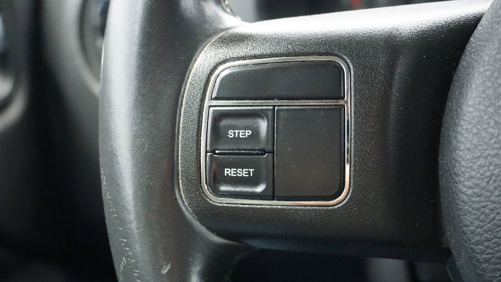 Thumbnail: 2012 Jeep Patriot - 37