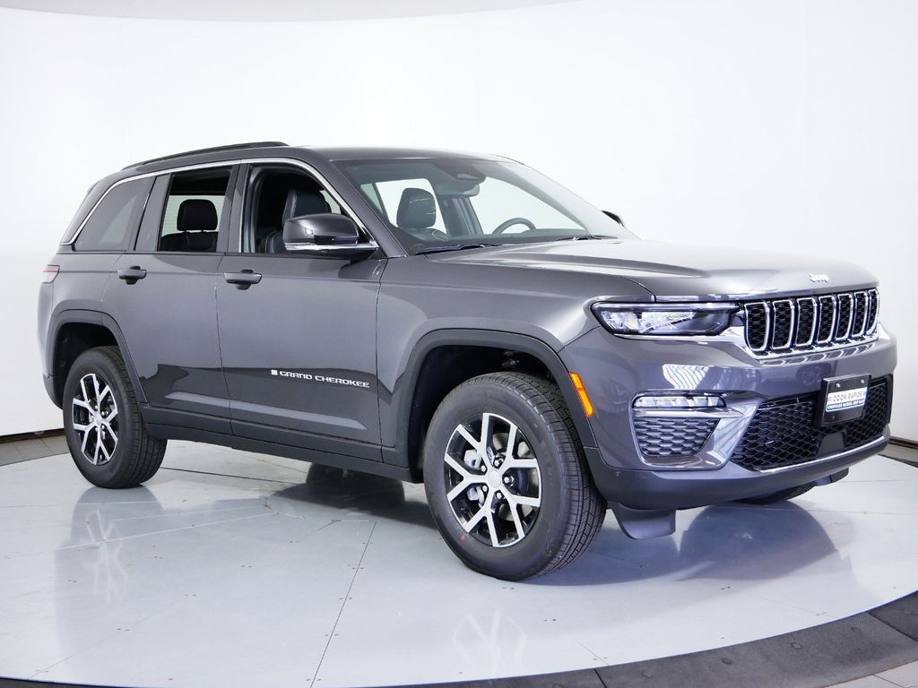 Thumbnail: 2025 Jeep Grand Cherokee - 2