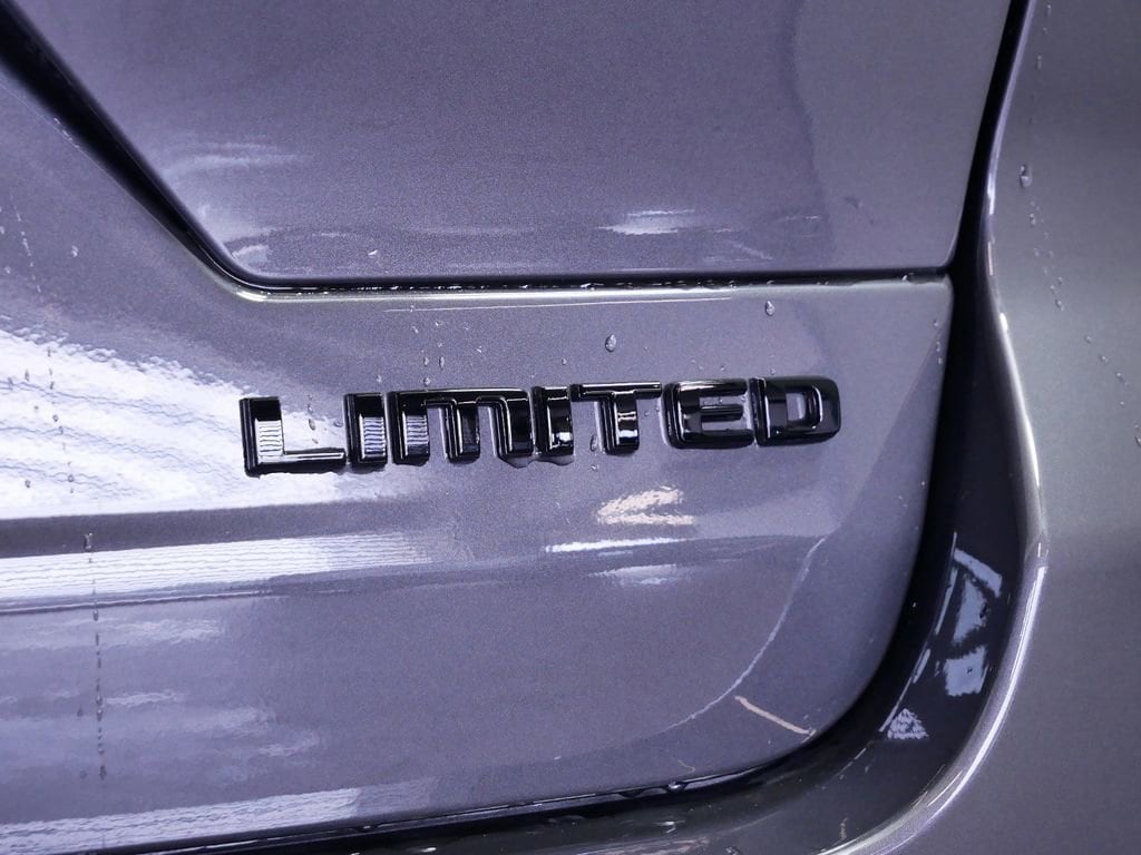 Thumbnail: 2025 Jeep Grand Cherokee - 14