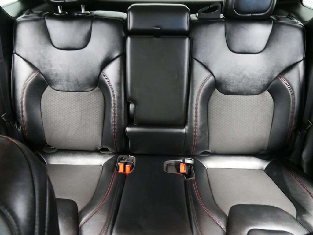 Thumbnail: 2022 Jeep Cherokee - 19