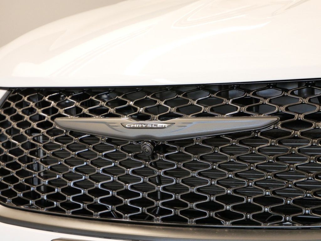 Thumbnail: 2026 Chrysler Pacifica - 47