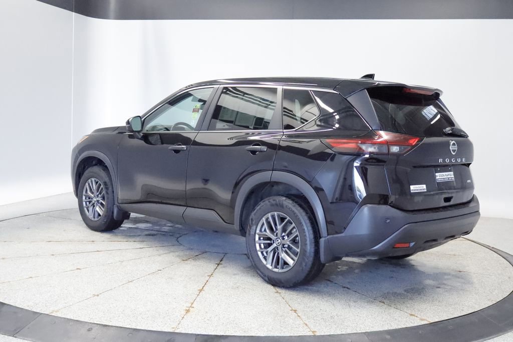 Thumbnail: 2021 Nissan Rogue - 3