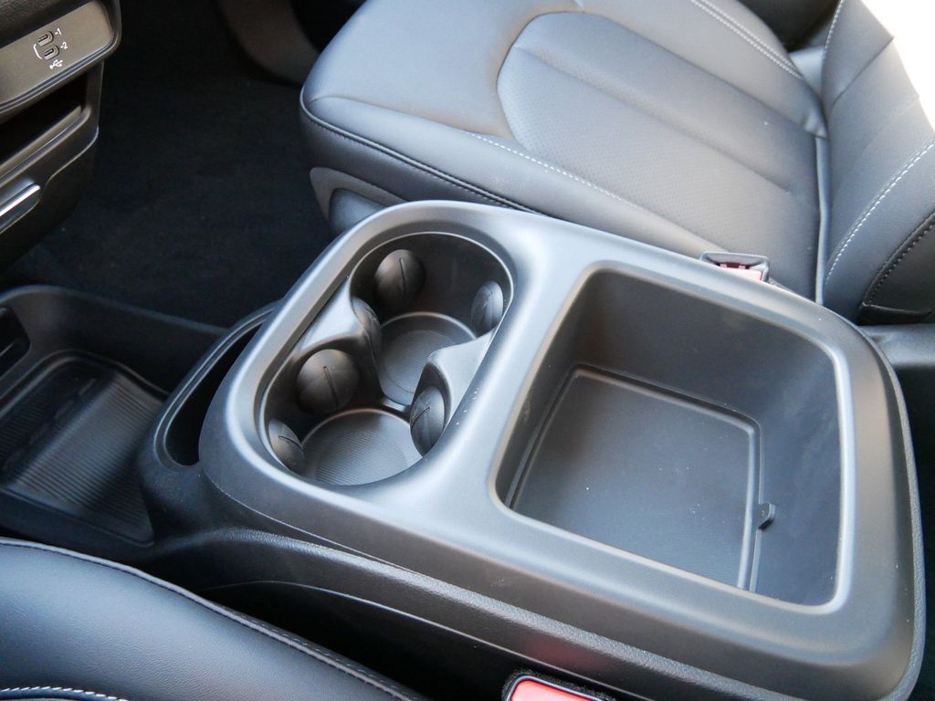 Thumbnail: 2026 Chrysler Pacifica - 50