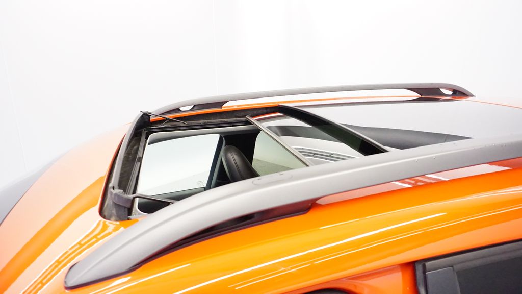 Thumbnail: 2021 Jeep Cherokee - 40