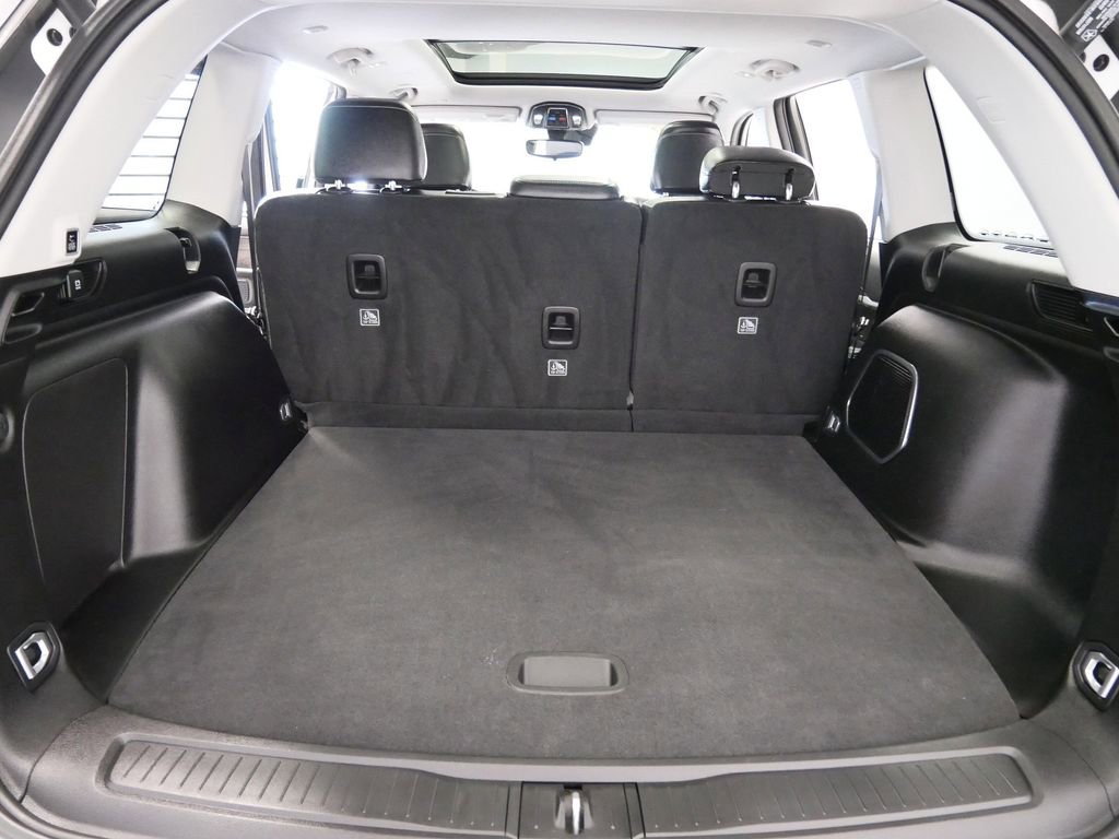 Thumbnail: 2023 Jeep Grand Cherokee - 13