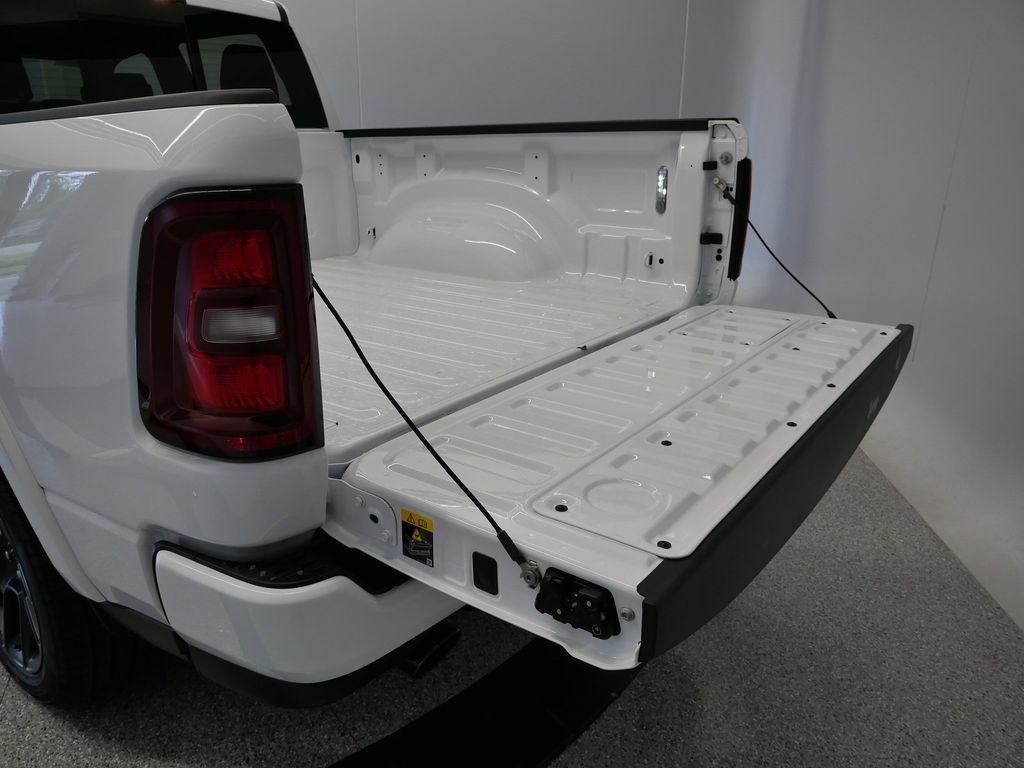 Thumbnail: 2026 RAM 1500 - 16