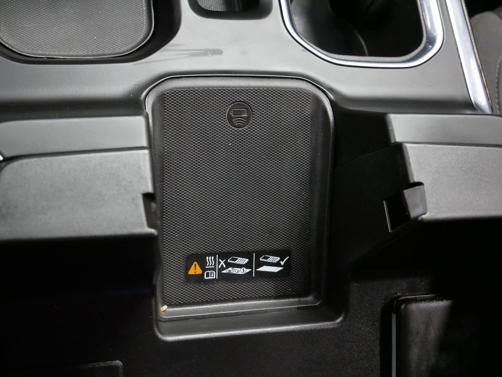 Thumbnail: 2022 Chevrolet Silverado 1500 - 35