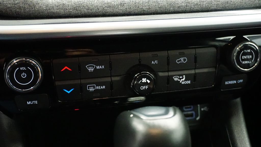 Thumbnail: 2022 Jeep Compass - 27