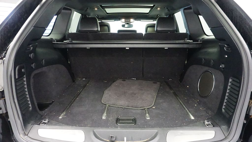 Thumbnail: 2017 Jeep Grand Cherokee - 21