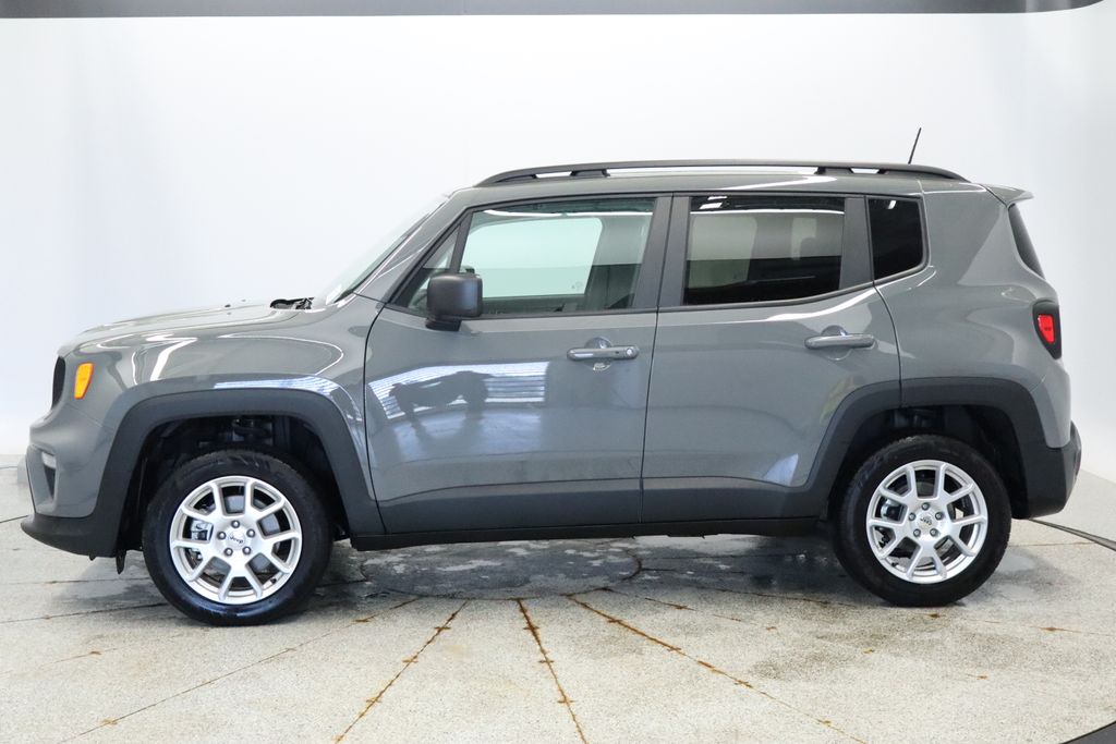 Thumbnail: 2022 Jeep Renegade - 2