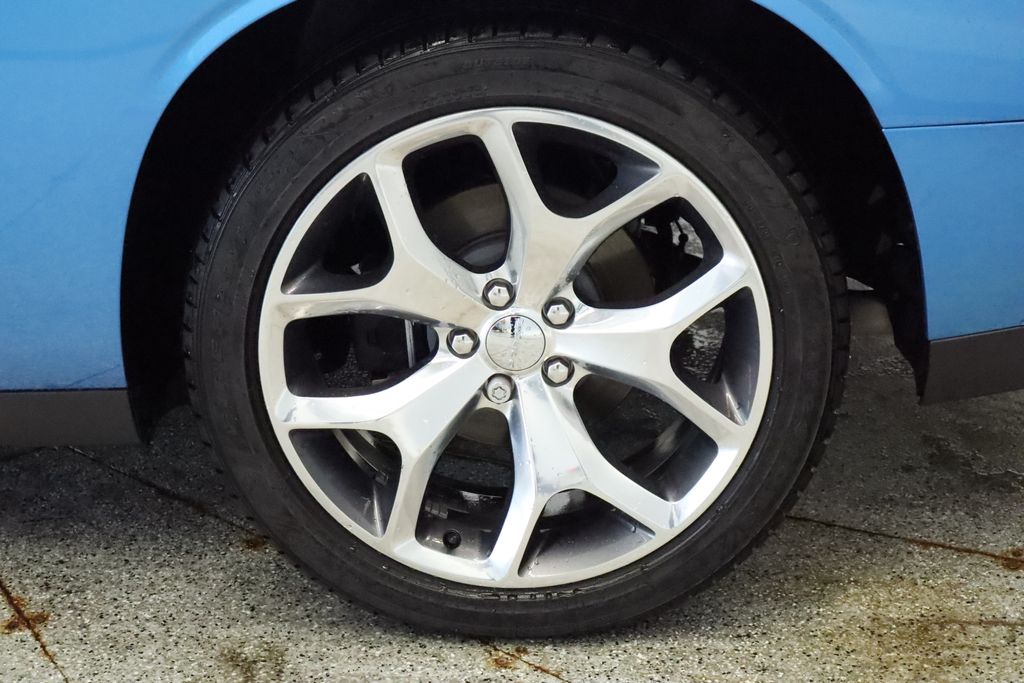 Thumbnail: 2016 Dodge Challenger - 17