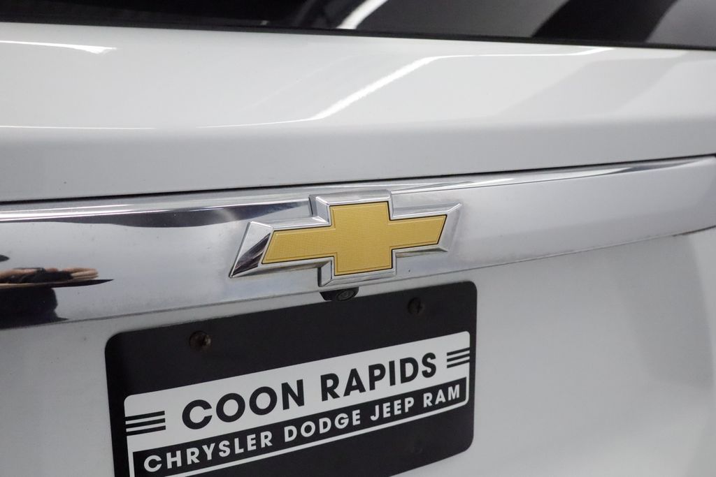 Thumbnail: 2018 Chevrolet Traverse - 18
