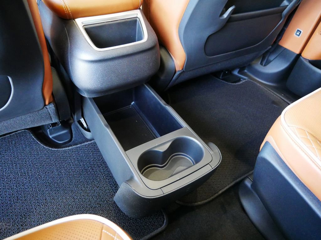 Thumbnail: 2026 Chrysler Pacifica - 32